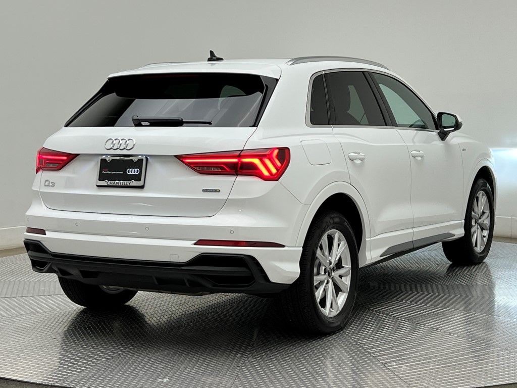 Thumbnail: 2025 Audi Q3 - 5