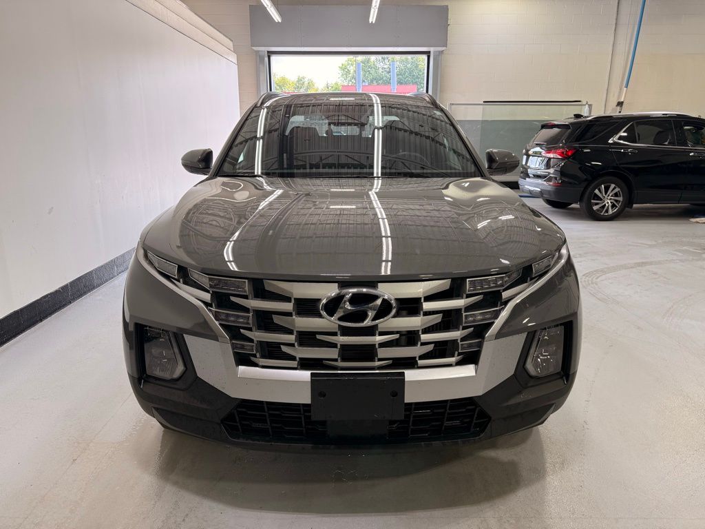 Thumbnail: 2023 Hyundai Santa Cruz - 8