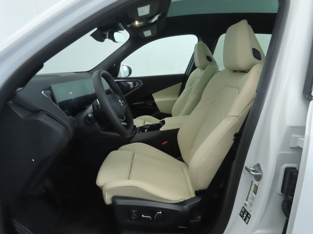 Thumbnail: 2026 BMW X3 - 20