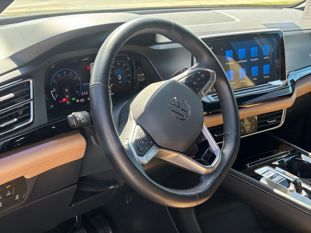 Used Car 2024 Volkswagen Atlas Cross Sport  2.0t Sel R-line For Sale Under $40,000 In Austin, Texas