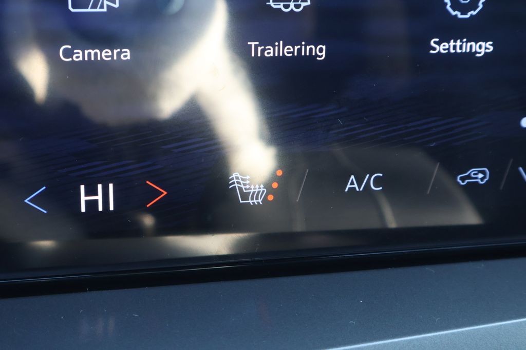 Thumbnail: 2026 Chevrolet Traverse - 27