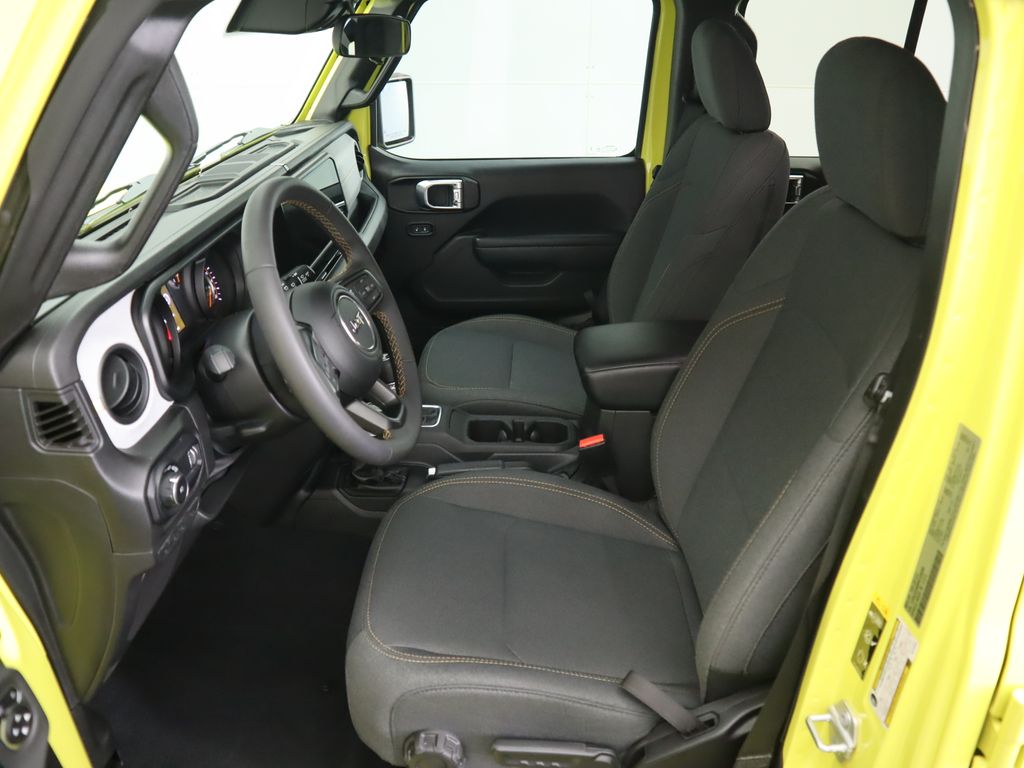 Thumbnail: 2024 Jeep Wrangler - 19