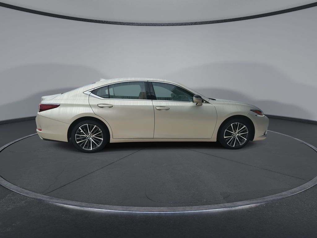 Thumbnail: 2025 Lexus ES - 9