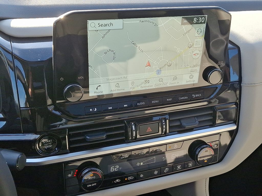 2025 Nissan Pathfinder SL 8