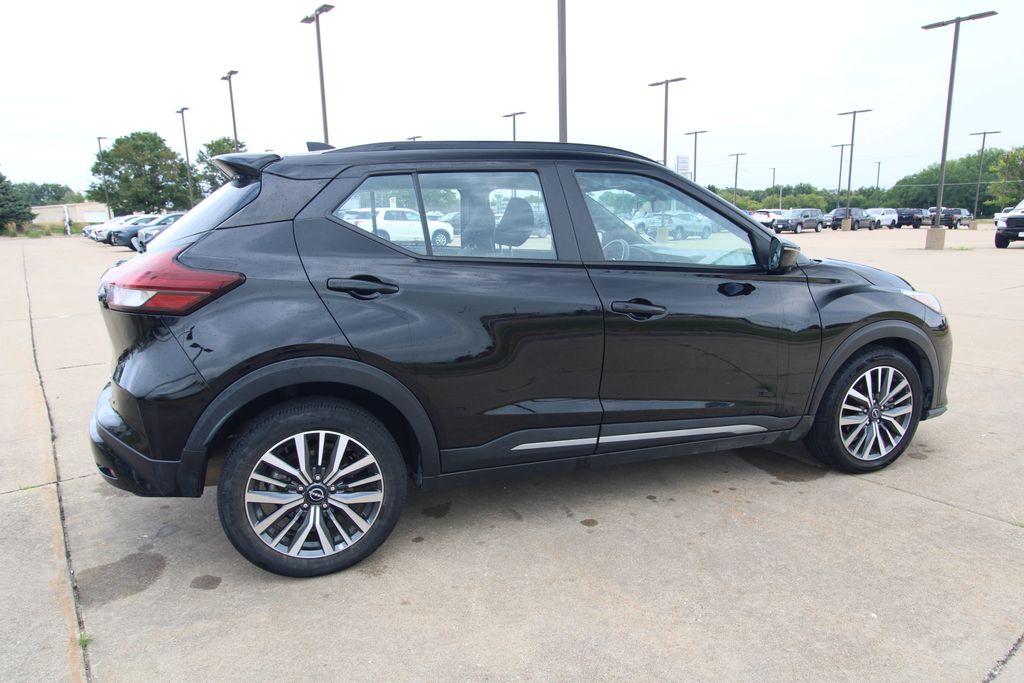 Used 2024 Nissan Kicks SUV