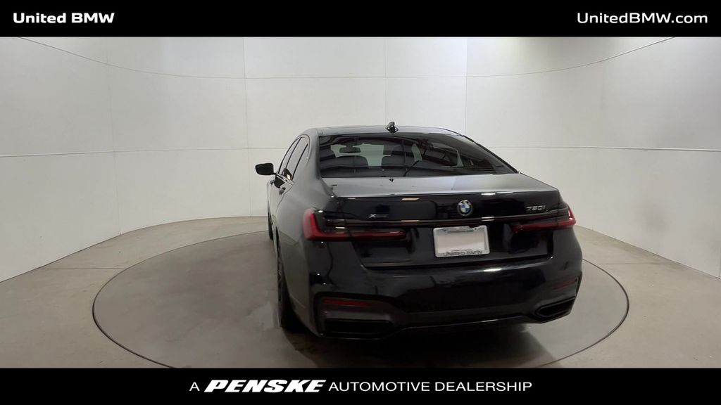 2022 BMW 7 Series 750i xDrive 7