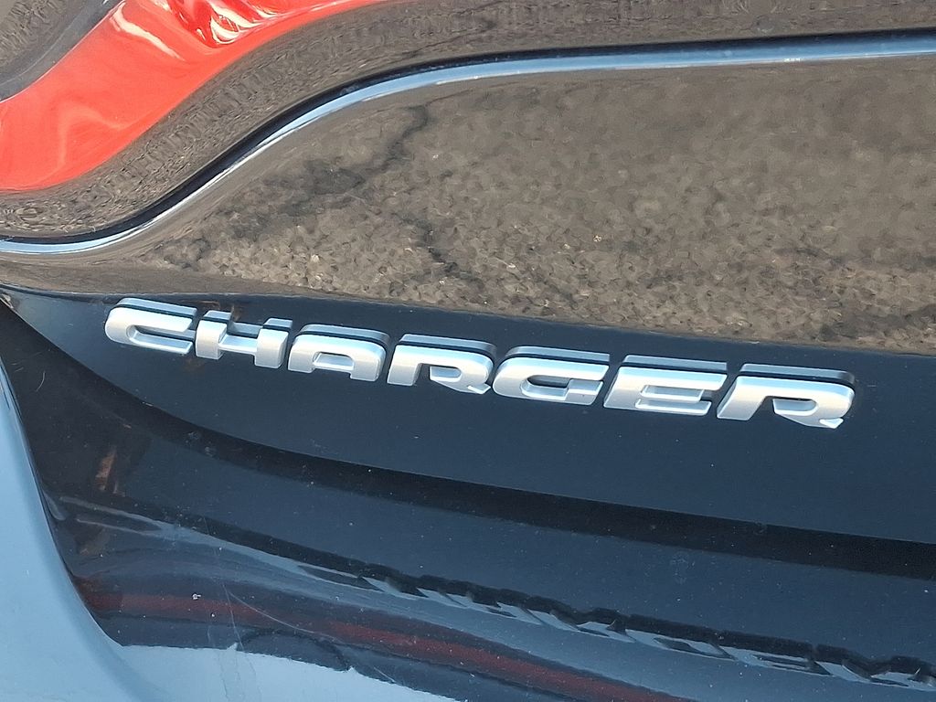 Thumbnail: 2015 Dodge Charger - 30