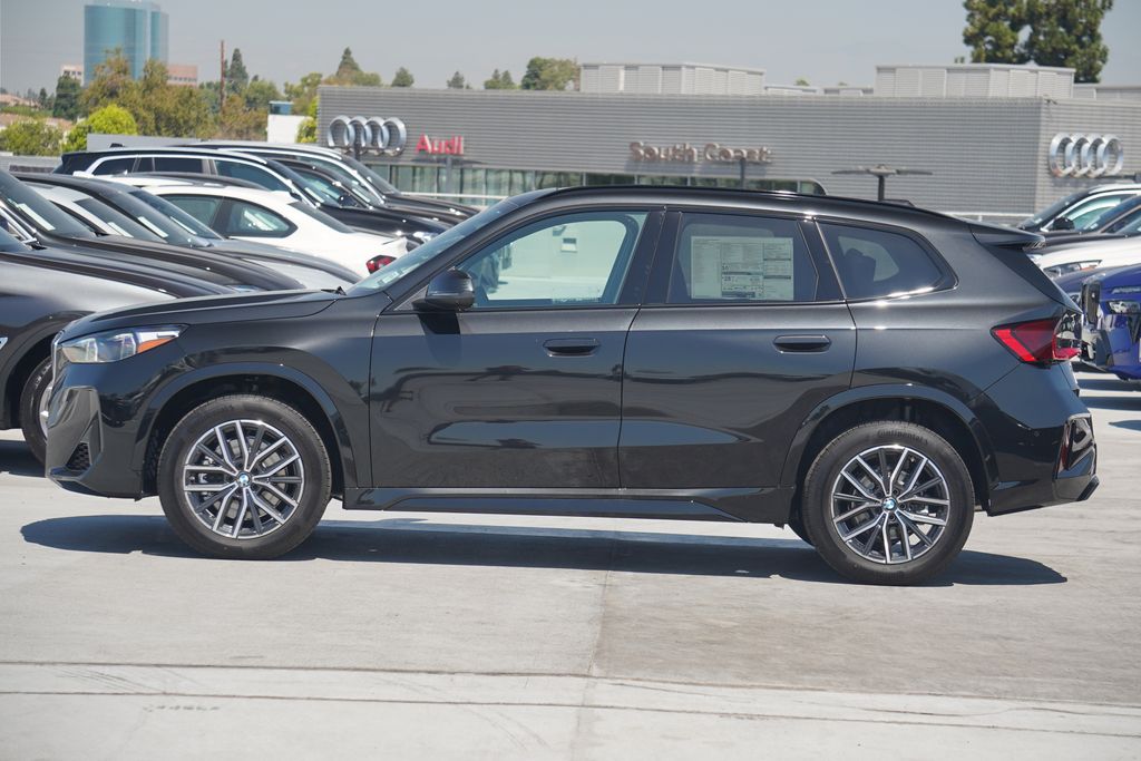 2025 BMW X1 xDrive28i 4