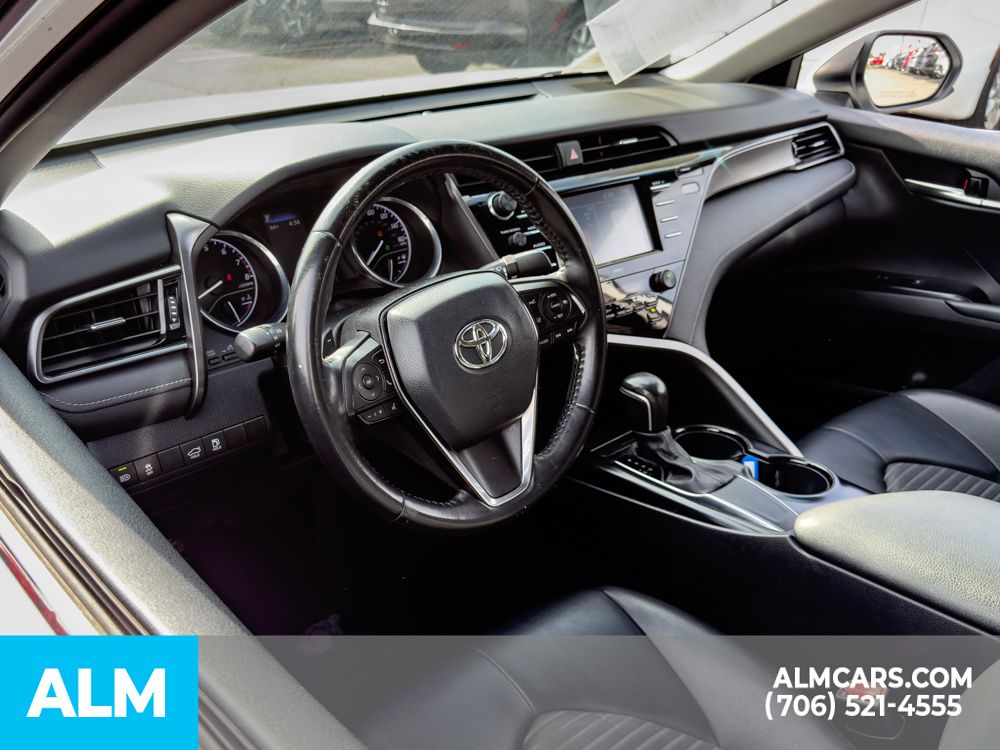 Used 2020 White Toyota SE image 10