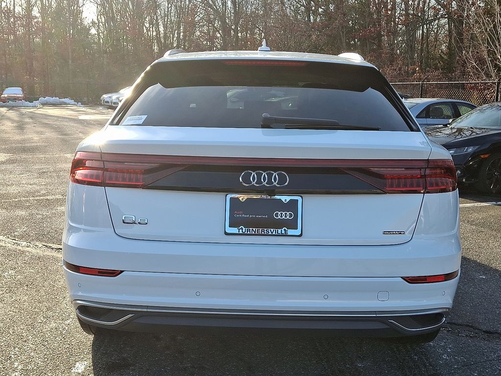 Thumbnail: 2022 Audi Q8 - 5