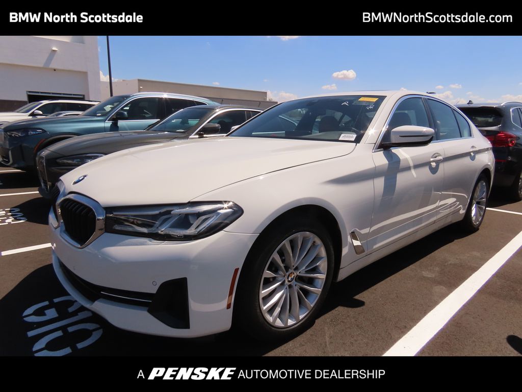 Thumbnail: 2022 BMW 5 Series - 1