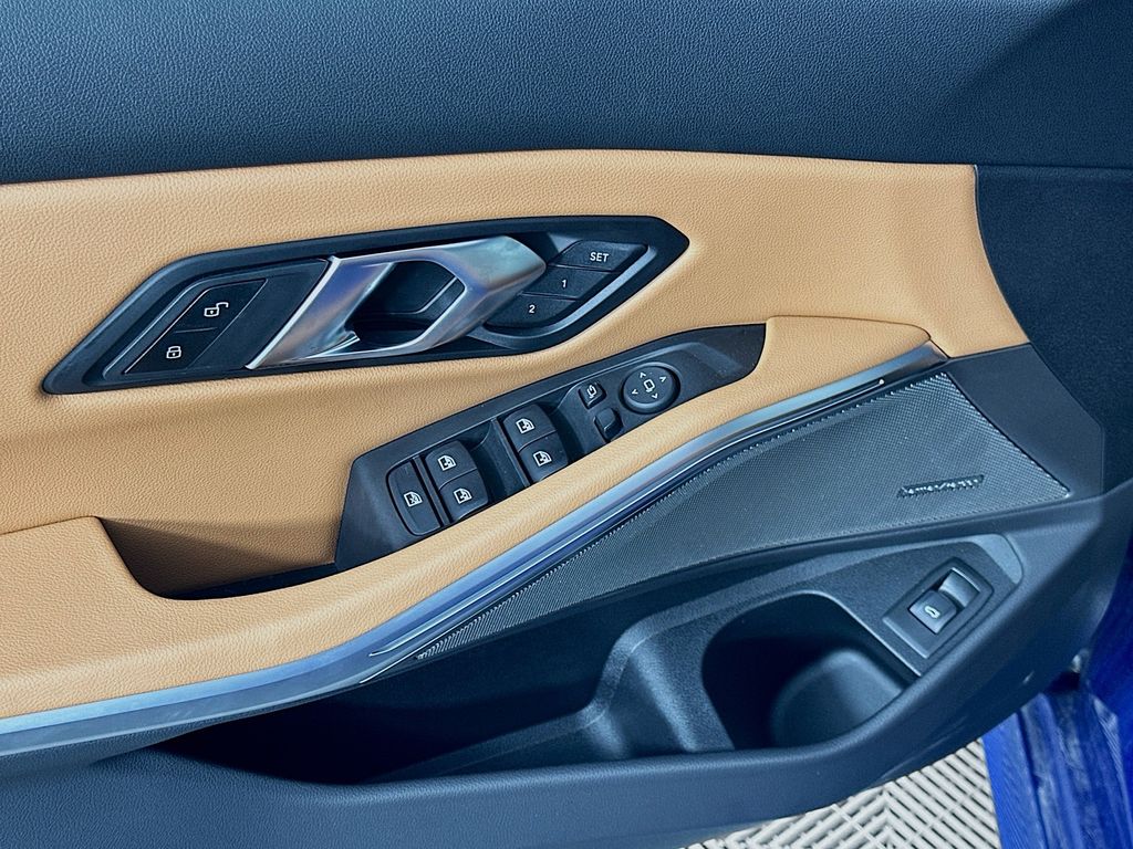 Thumbnail: 2025 BMW 3 Series - 20