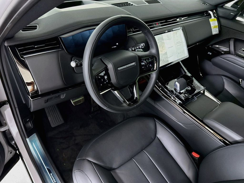 Thumbnail: 2026 Land Rover Range Rover Sport - 10