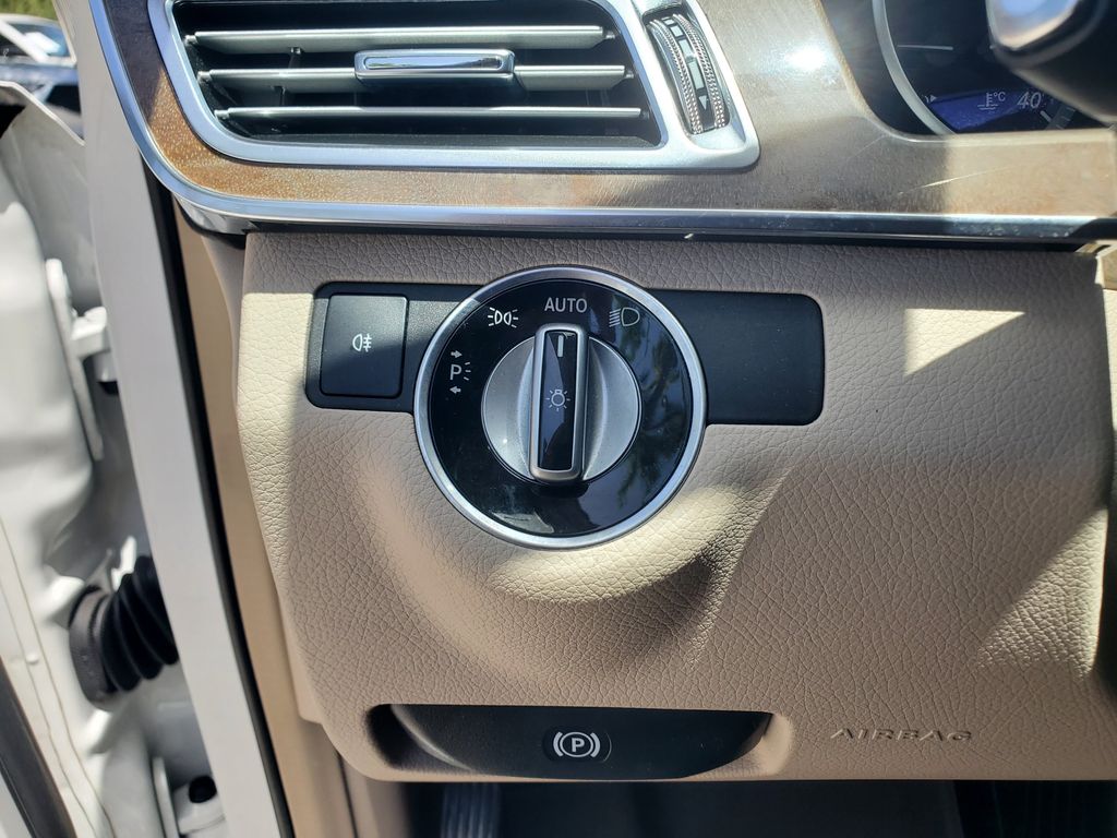 2014 Mercedes-Benz E-Class - $10,988
