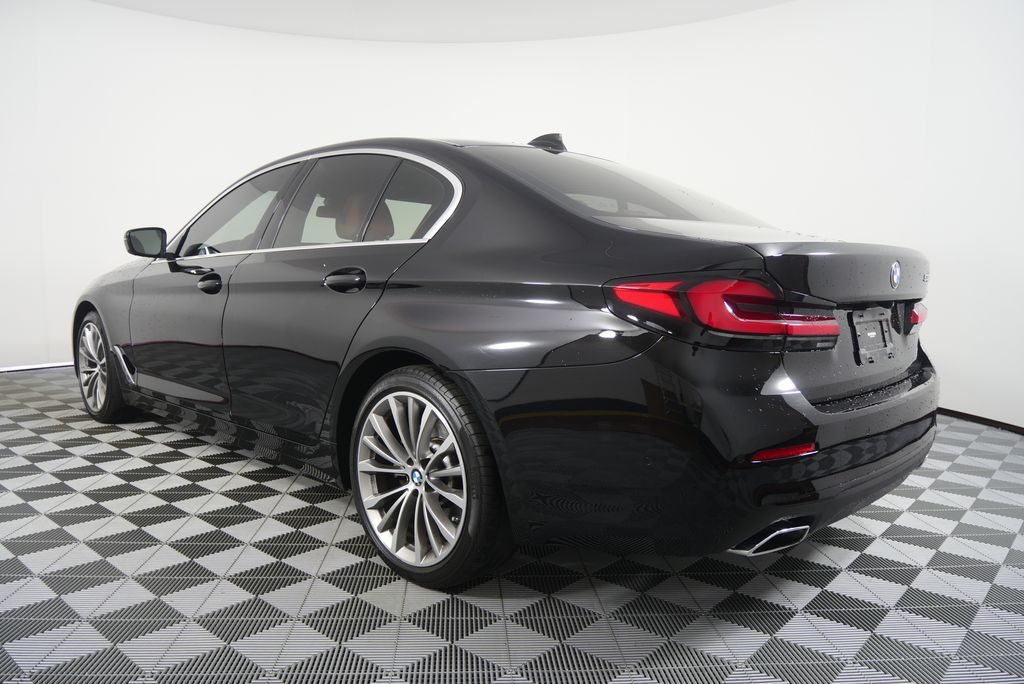 Thumbnail: 2023 BMW 5 Series - 5