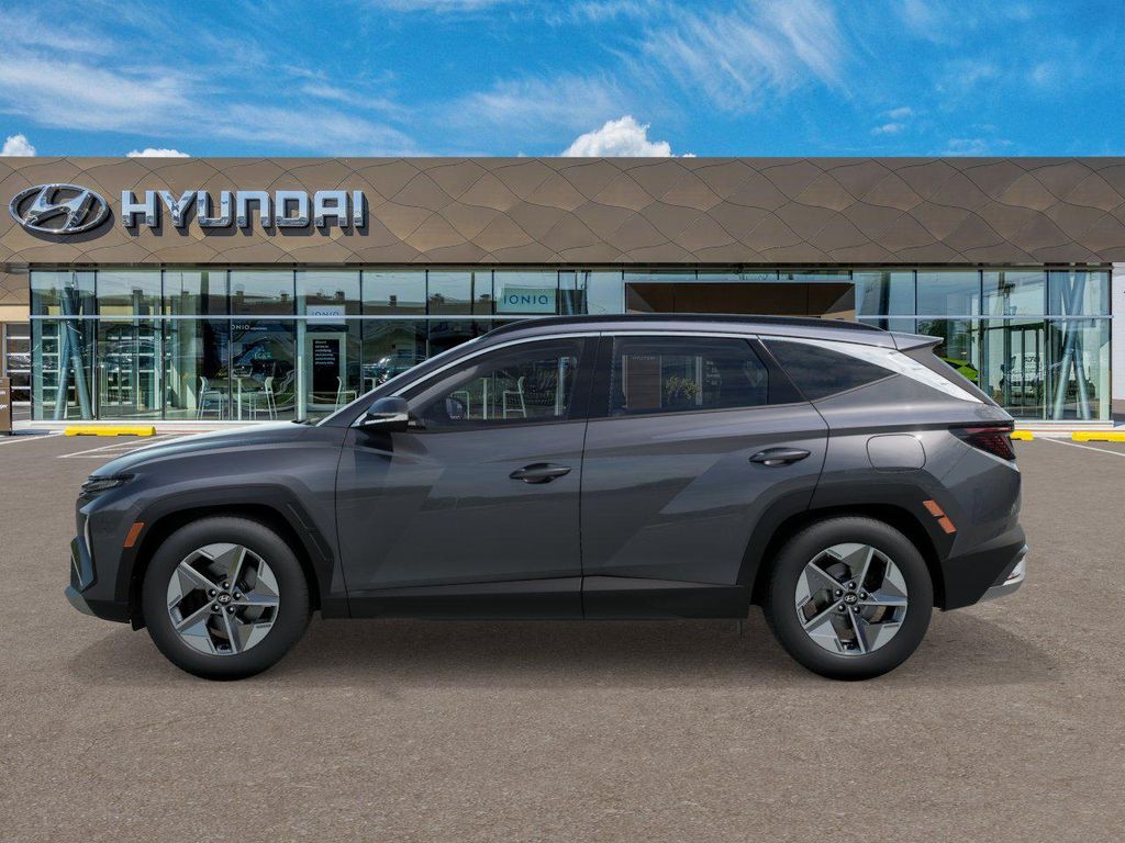 New 2026 Gray Hyundai SEL Premium image 3