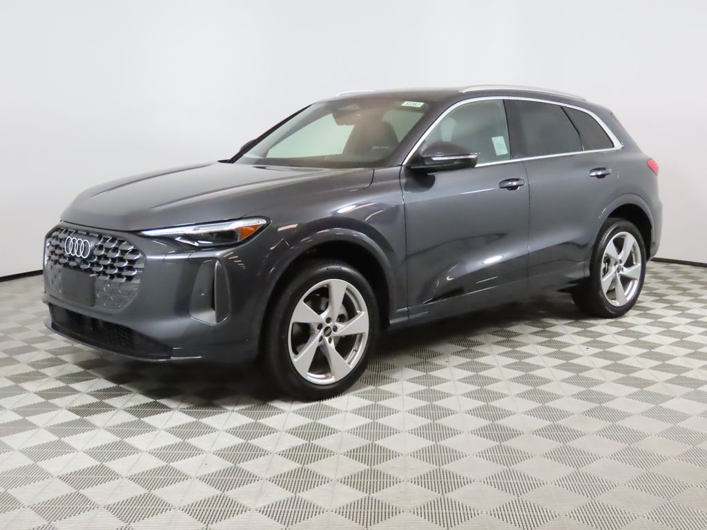 2025 Audi New Q5 Premium Plus's photo