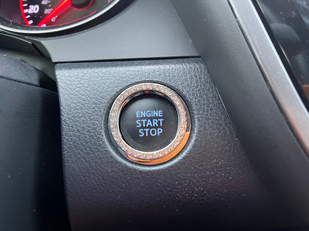 2022 Toyota Camry XSE 24