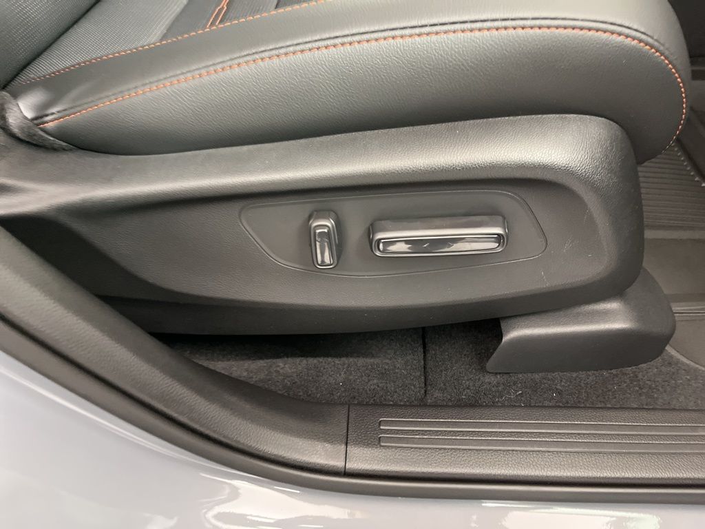 2025 Honda CR-V Sport-L 8