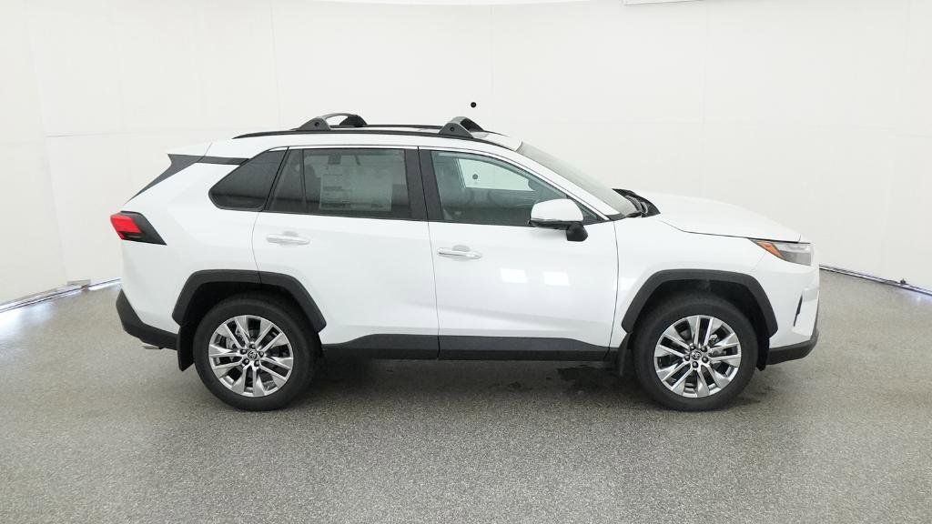 Thumbnail: 2025 Toyota RAV4 - 23
