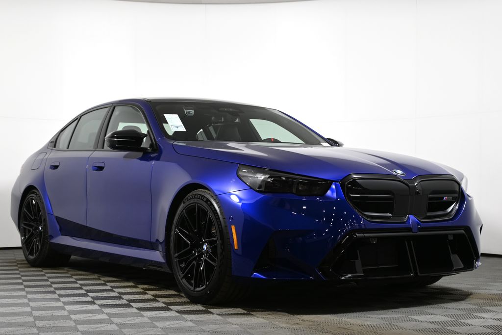 Thumbnail: 2026 BMW M5 - 9