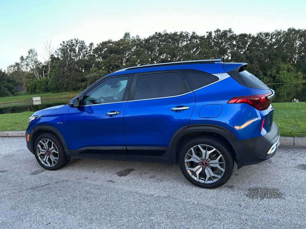Thumbnail: 2021 Kia Seltos - 3