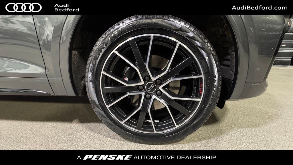 Thumbnail: 2023 Audi SQ5 - 9