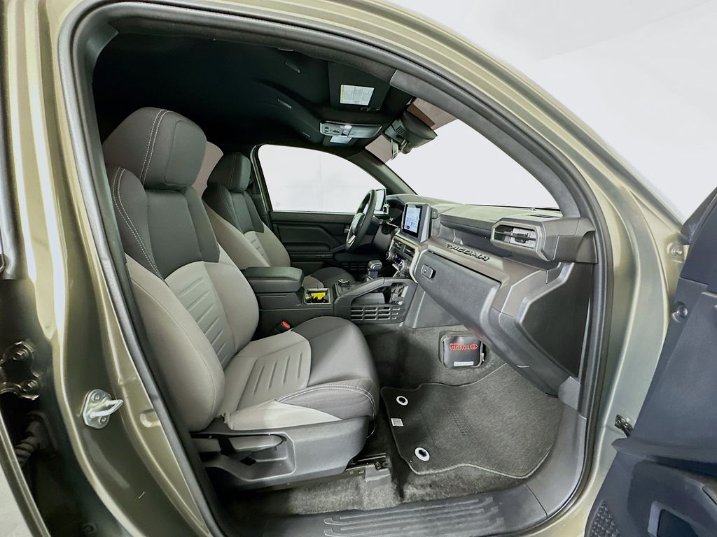 Thumbnail: 2024 Toyota Tacoma - 26