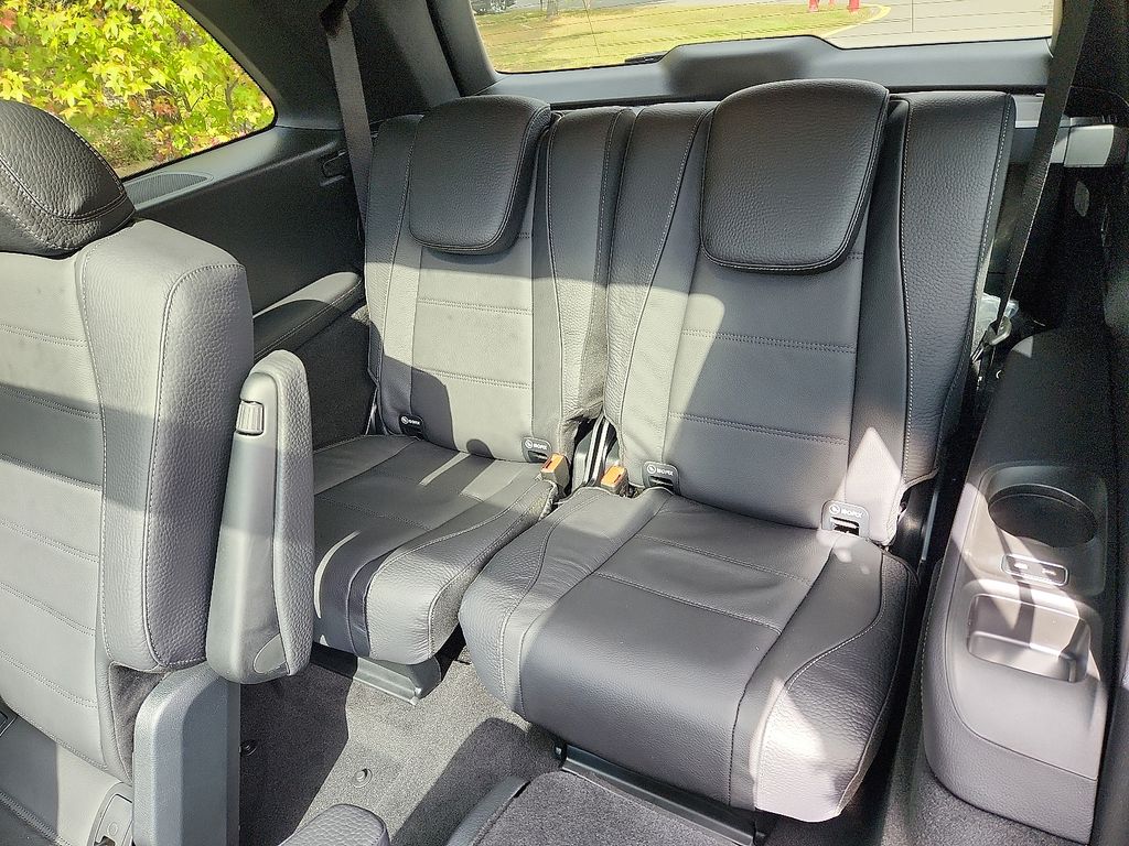 Thumbnail: 2026 Mercedes-Benz GLS - 7