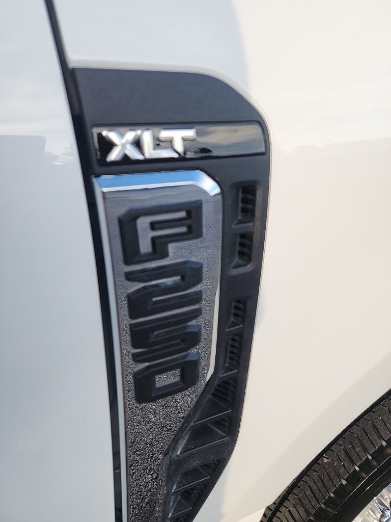 2025 Ford F-250SD XLT - 9