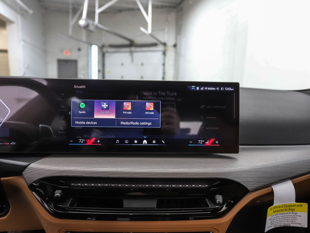 Thumbnail: 2025 BMW 4 Series - 16