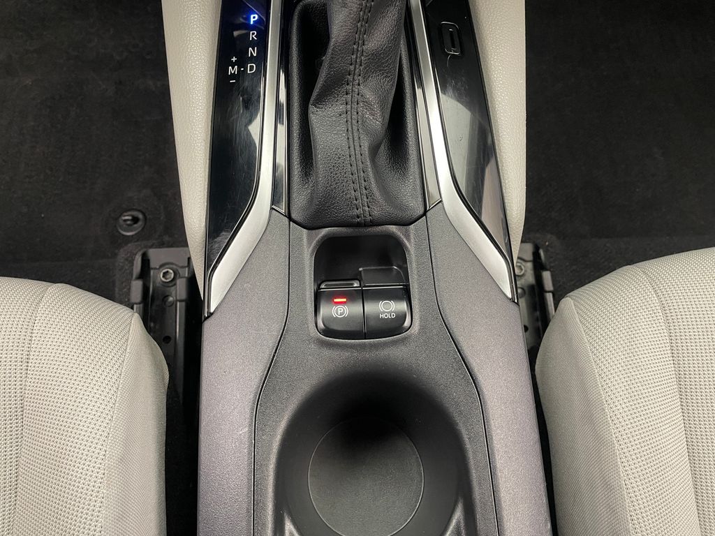 Thumbnail: 2022 Toyota Corolla Cross - 30