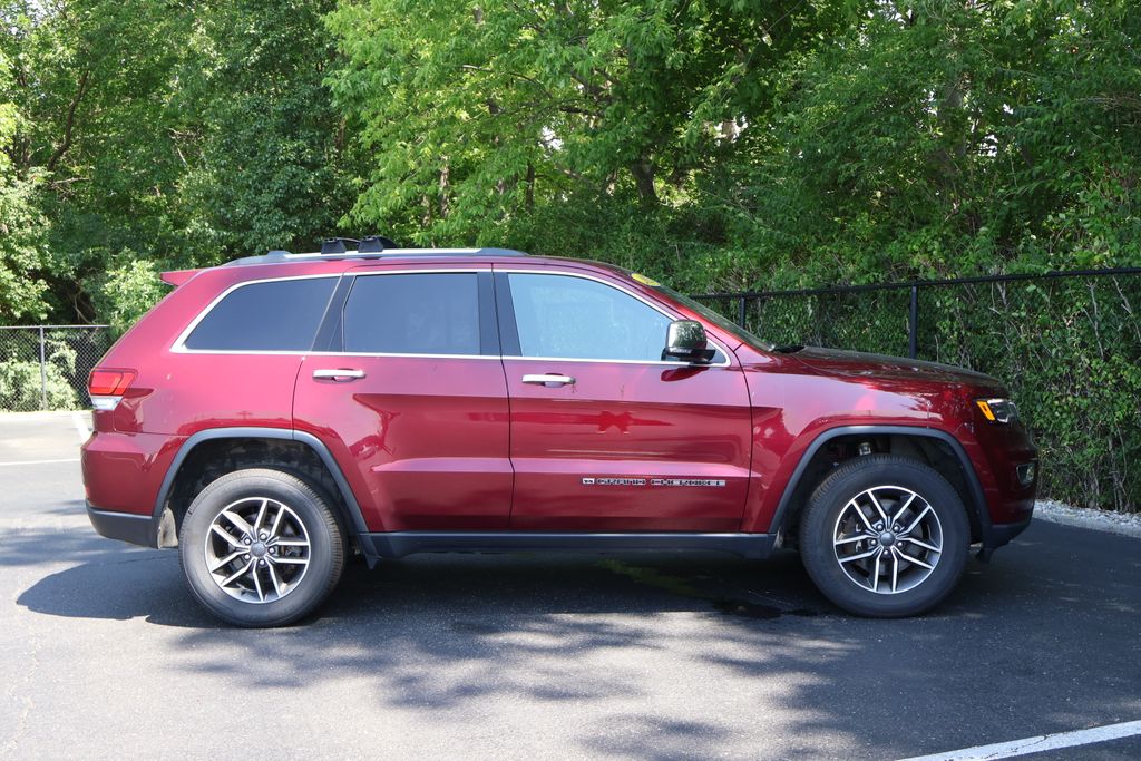 Thumbnail: 2022 Jeep Grand Cherokee - 10