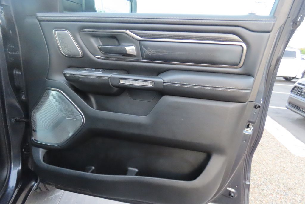 Thumbnail: 2019 RAM 1500 - 24