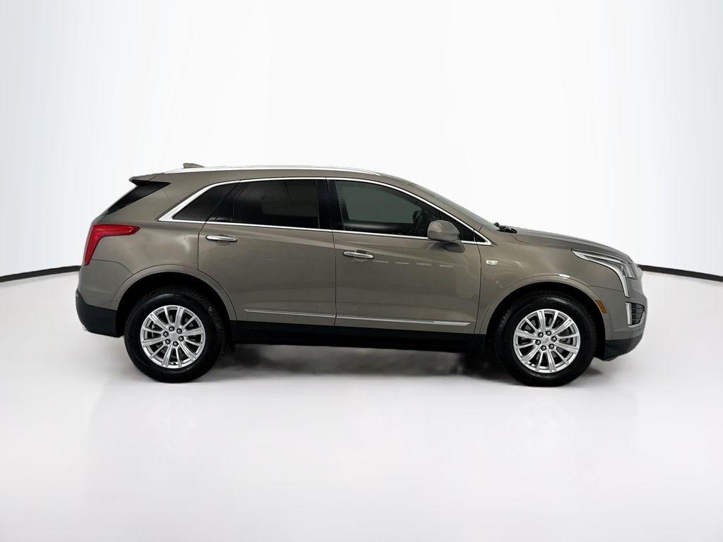 Thumbnail: 2018 Cadillac XT5 - 4