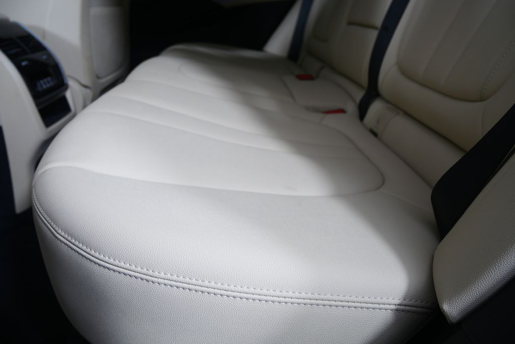 Thumbnail: 2022 BMW X5 - 15