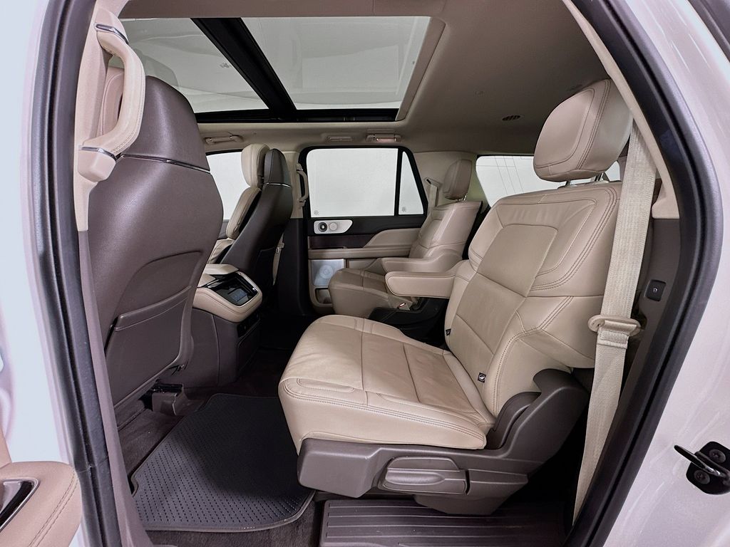 2022 Lincoln Navigator Reserve 26