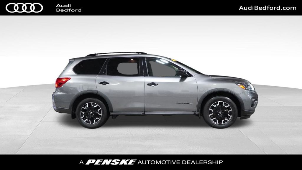 2019 Nissan Pathfinder SV 7