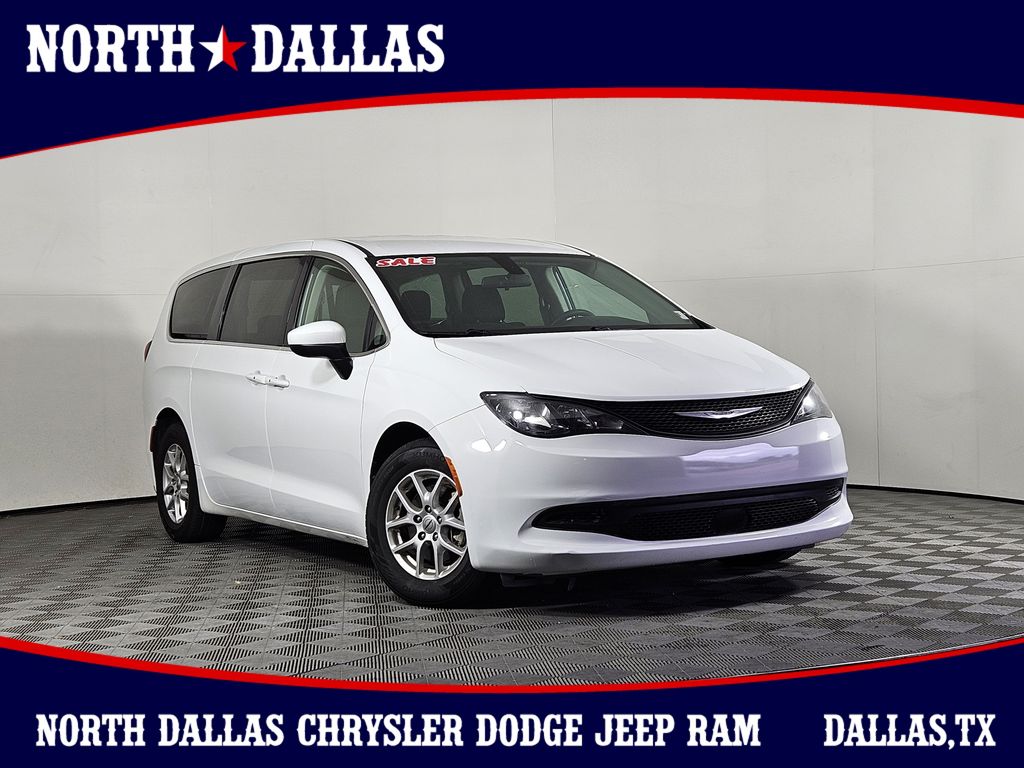Bright White Clearcoat 2022 Chrysler Voyager Minivan Front-Wheel Drive 9-Speed Automatic
