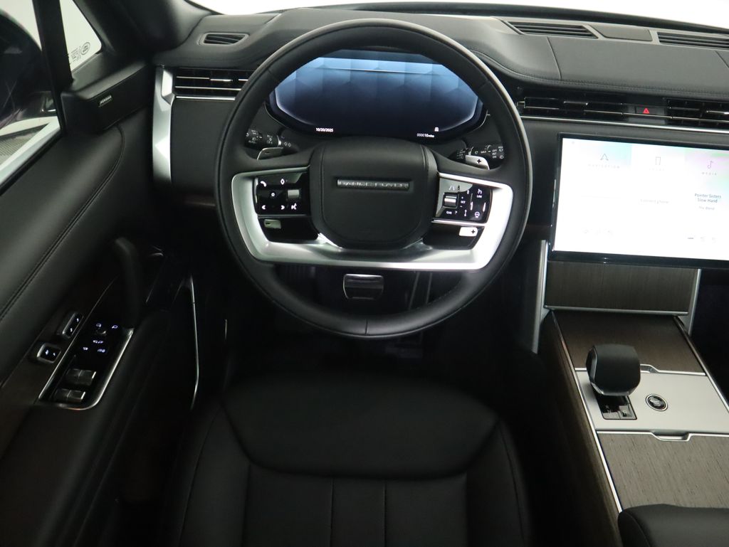 Thumbnail: 2025 Land Rover Range Rover - 11