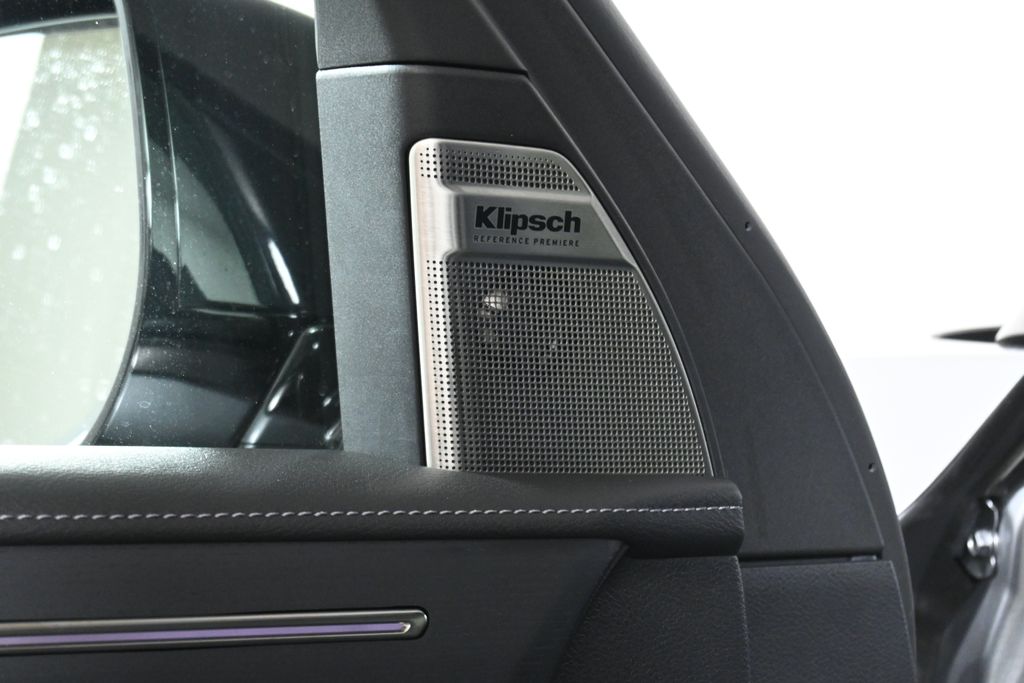 Thumbnail: 2026 INFINITI QX80 - 24