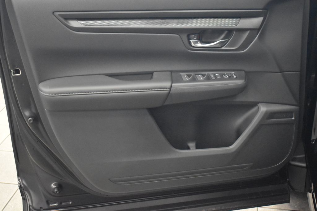2026 Honda CR-V  8