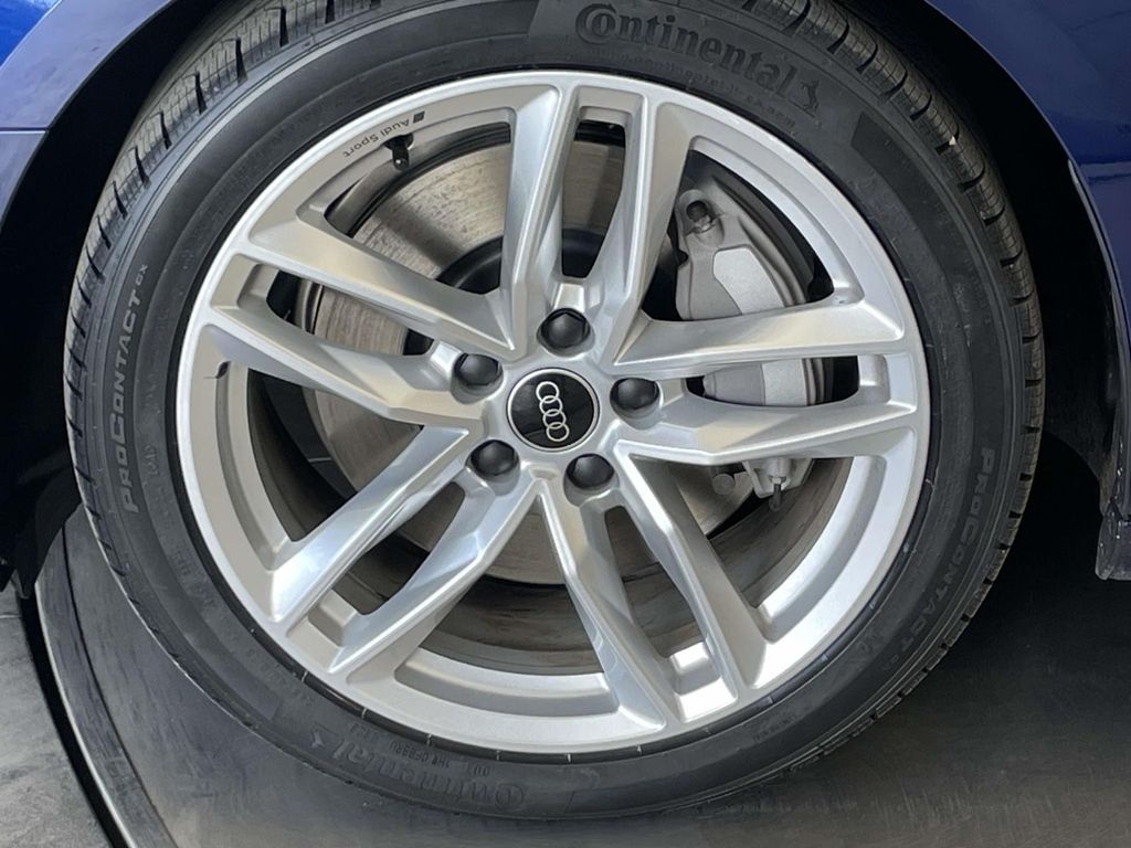 2023 Audi A4 45 S line Premium Plus - 10