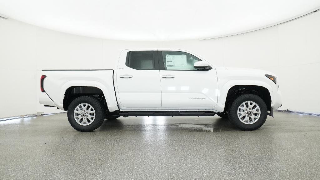 Thumbnail: 2025 Toyota Tacoma - 26