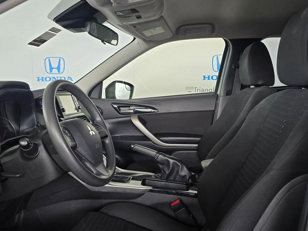 Thumbnail: 2025 Mitsubishi Eclipse Cross - 11