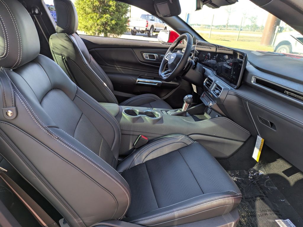 2025 Ford Mustang GT Premium Fastback