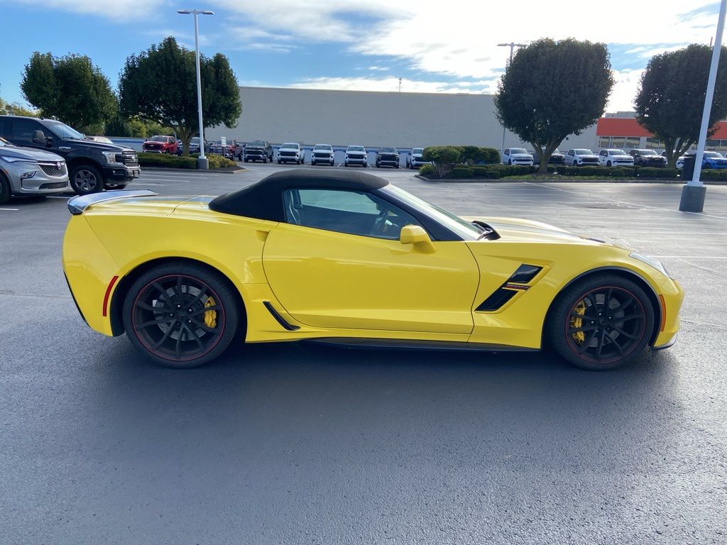 Thumbnail: 2017 Chevrolet Corvette - 6