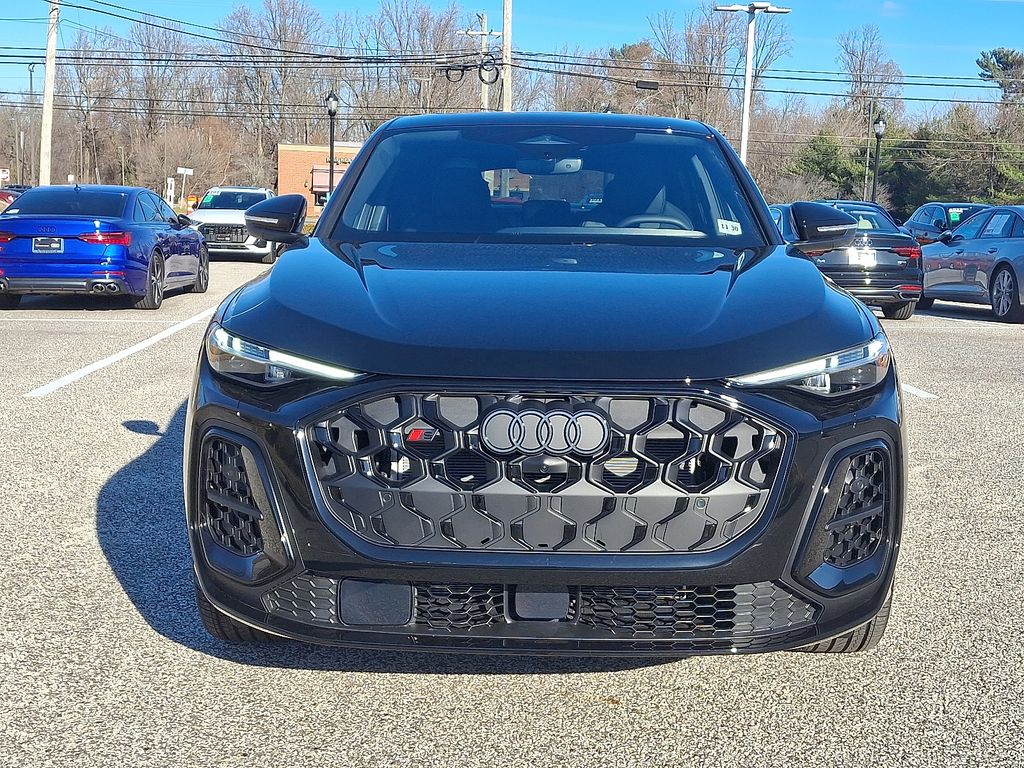 Thumbnail: 2025 Audi SQ5 - 2