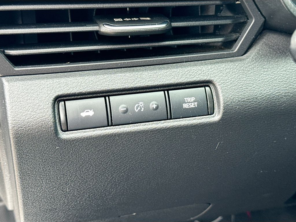 2021 Nissan Altima SV - Photo 12