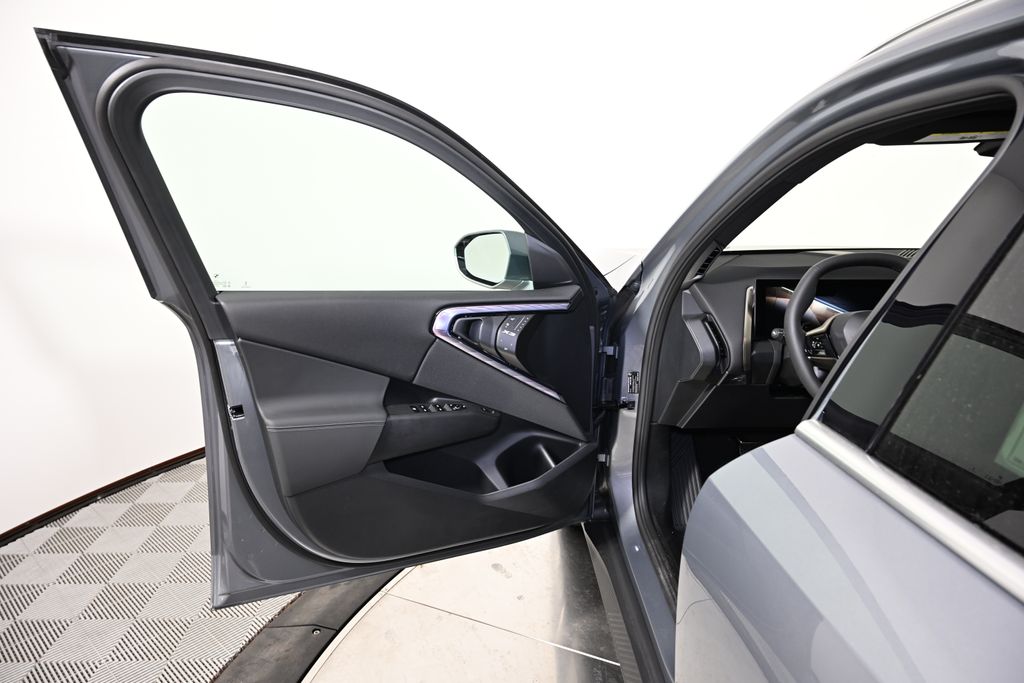 Thumbnail: 2025 BMW X3 - 21